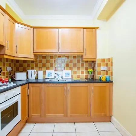Дом отдыха 18 - 4br Duplex By Shortstays - Sleeps 8