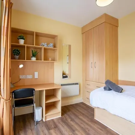Дом отдыха 18 - 4br Duplex By Shortstays - Sleeps 8 Голуэй