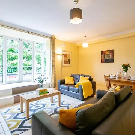 18 - 4br Duplex By Shortstays - Sleeps 8 *