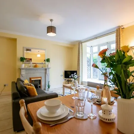 18 - 4br Duplex By Shortstays - Sleeps 8 * Galway