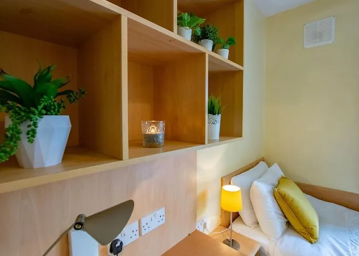 18 - Superb Duplex By Shortstays