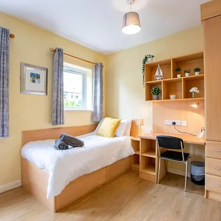 בית נופש 18 - Superb Duplex By Shortstays *