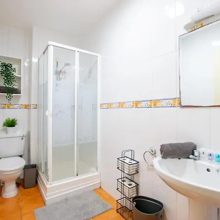 18 - 4br Duplex By Shortstays - Sleeps 8 * Galway