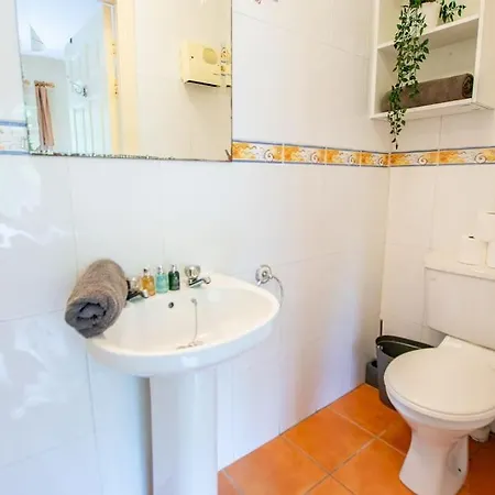 18 - Superb Duplex By Shortstays * גלוואיי